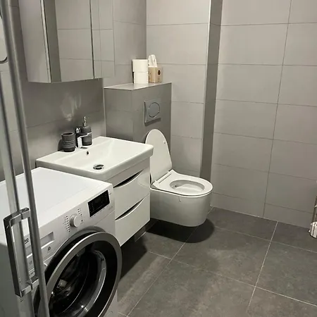 Ambient Apartment *