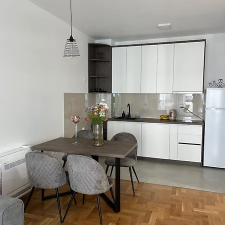 Apartment Ambient
